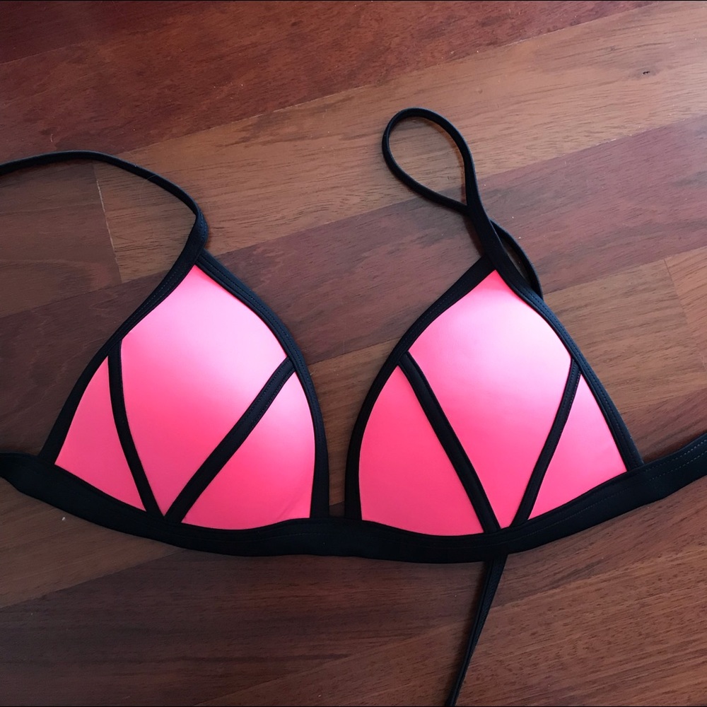 Victoria’s secret bikini top